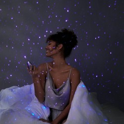 Bezdotykowy masażer łechtaczki z projektorem Svakom Galaxie liliowy