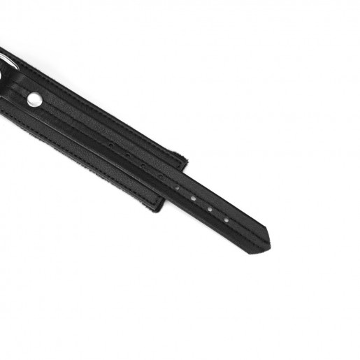 Czarno srebrna obroża z odpinaną smyczą Liebe Seele